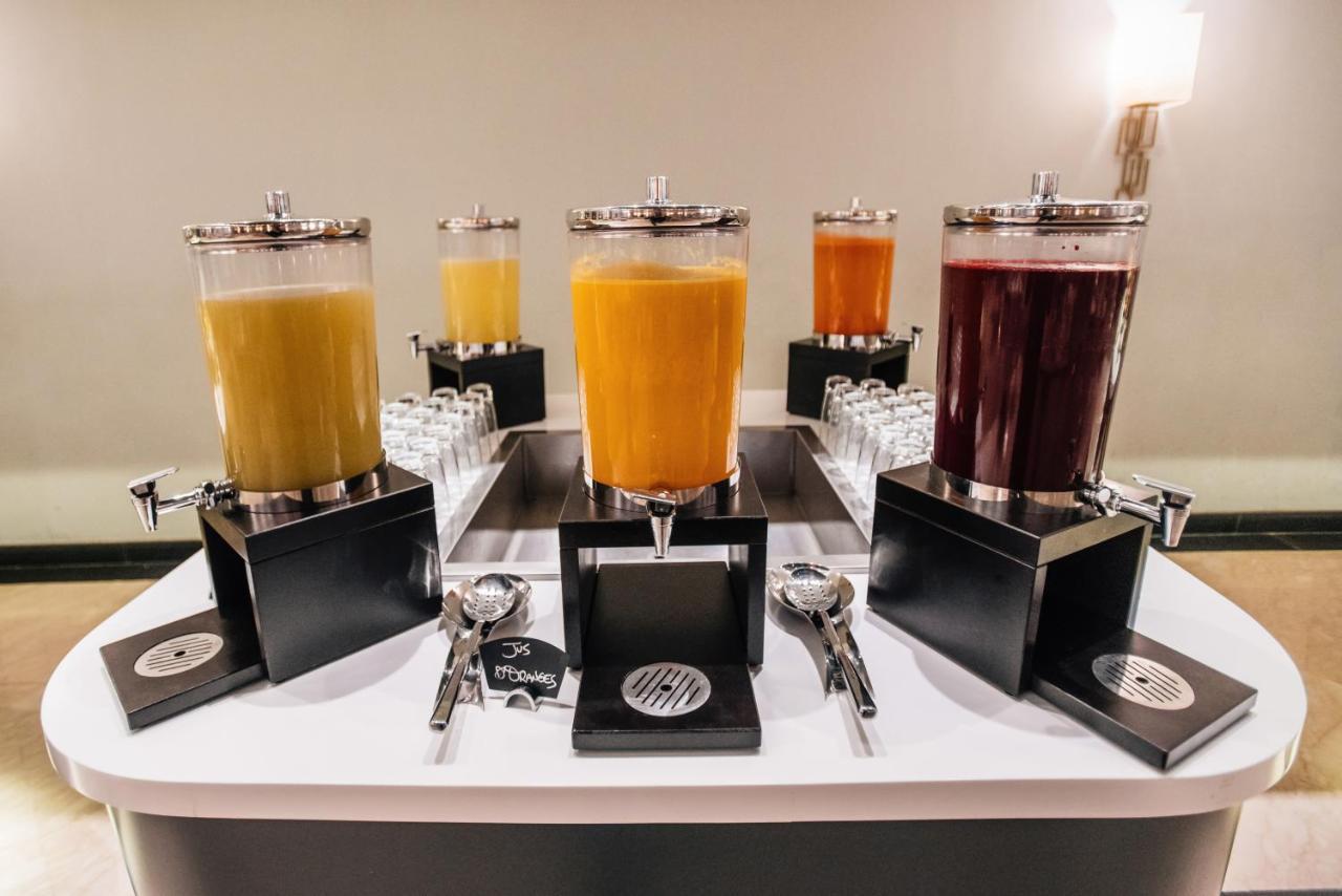 Grand Mogador City Center Casablanca Luaran gambar Juice dispensers