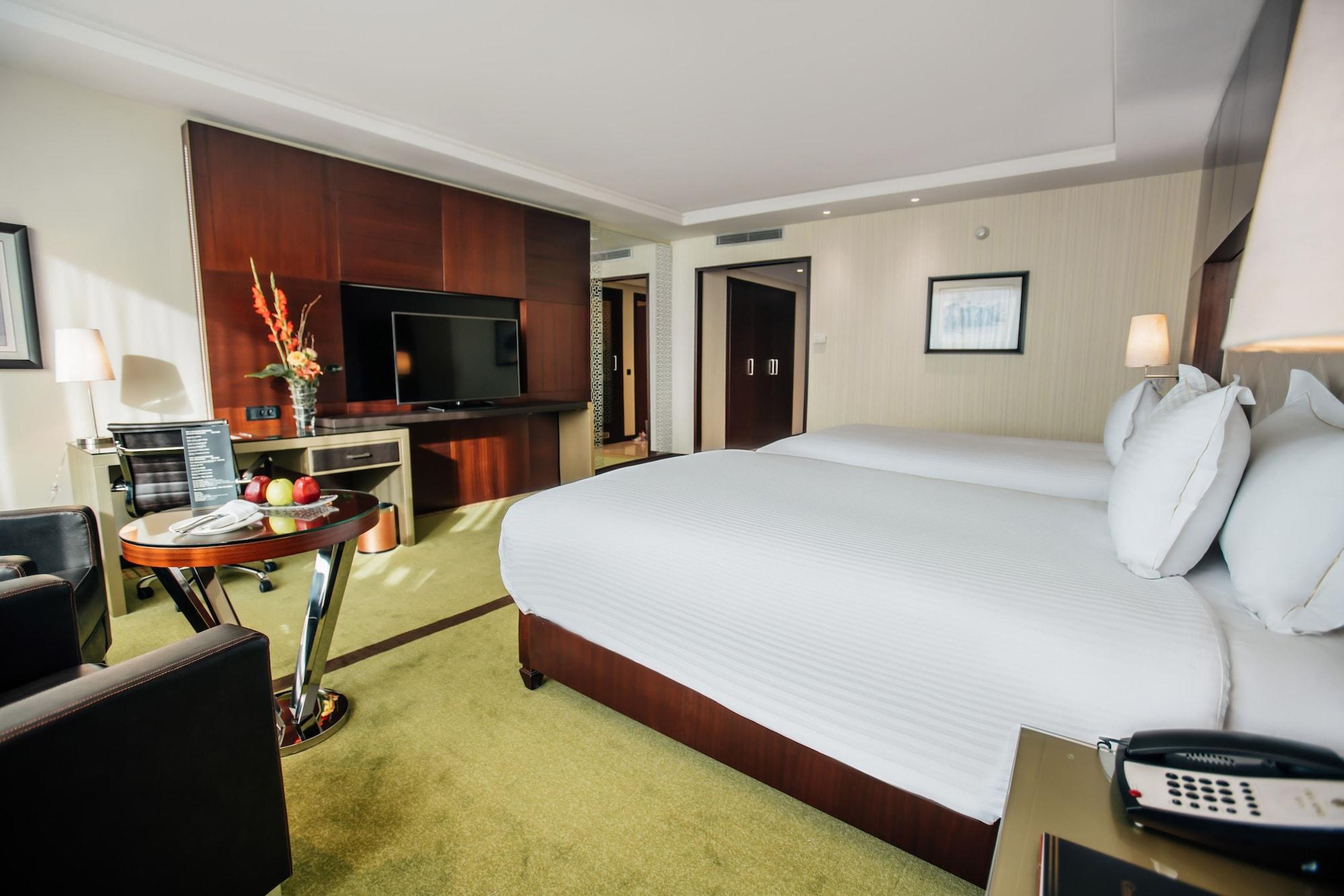 Grand Mogador City Center Casablanca Luaran gambar A room at the hotel