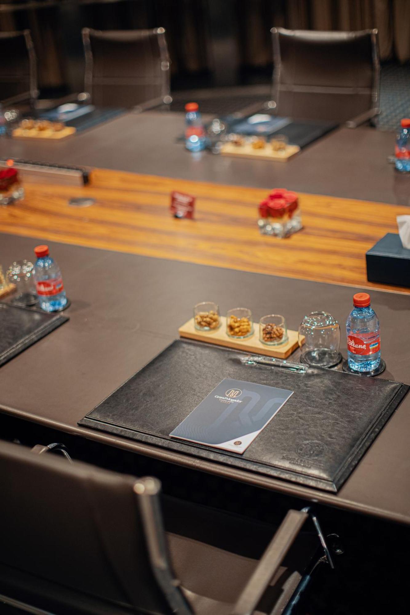 Grand Mogador City Center Casablanca Luaran gambar A tasting tray